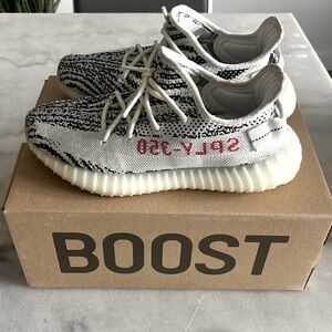 YEEZY BOOST ZEBRAS 350 v2